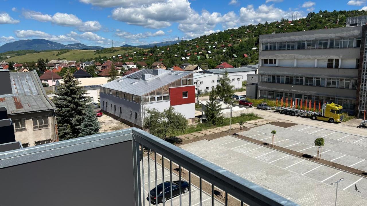 Liptovský Mikuláš 2 Room Apartment With Balcony מראה חיצוני תמונה